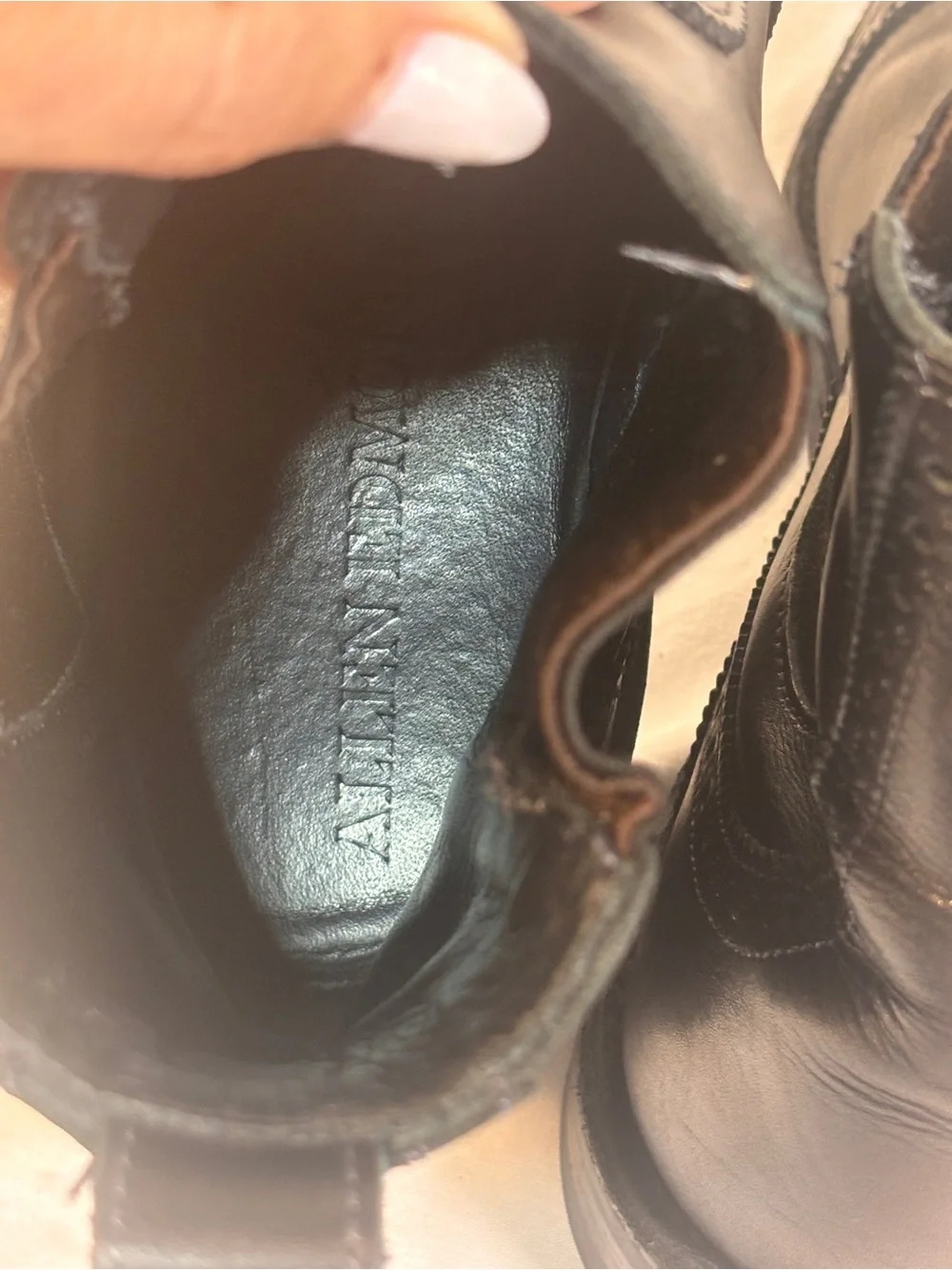Allen Edmonds Lombard Black Leather Chelsea Boots 10D
